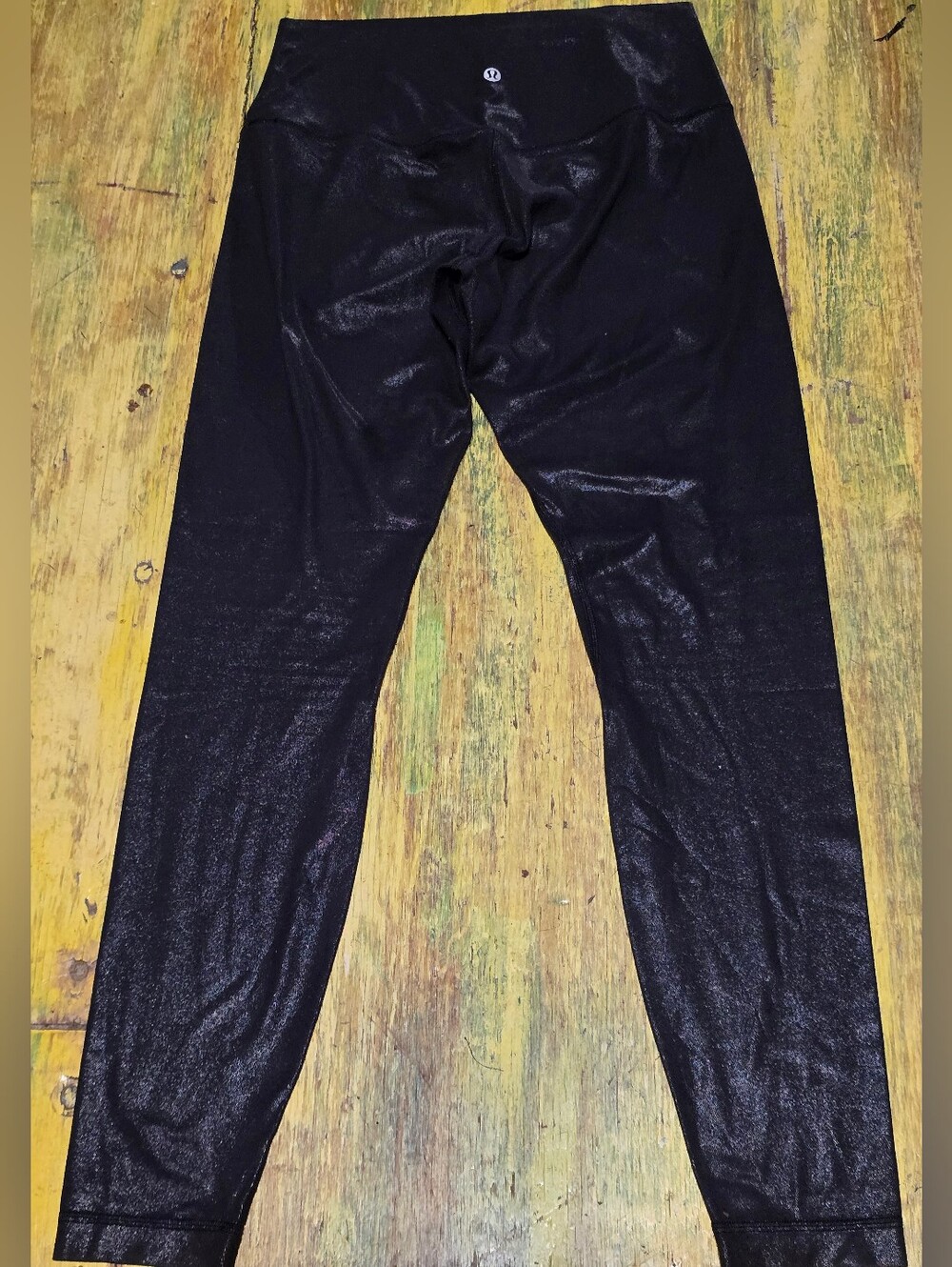 lululemon Black Shine / Radient Foil Black Finish